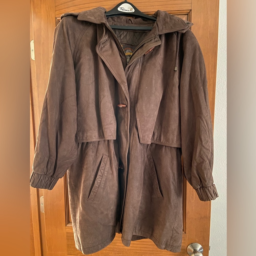LADIES LEATHER COAT BY WILSONS